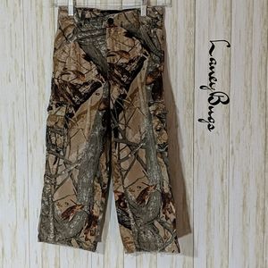 Outfitters ridge camouflage pants size medium